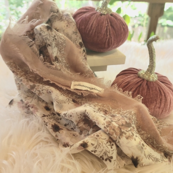 BOHO scraf - Picture 3 of 3